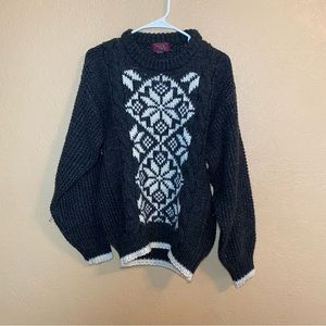 Cambridge classics by mervyns Chunky Knit Blend Sweater snowflake small